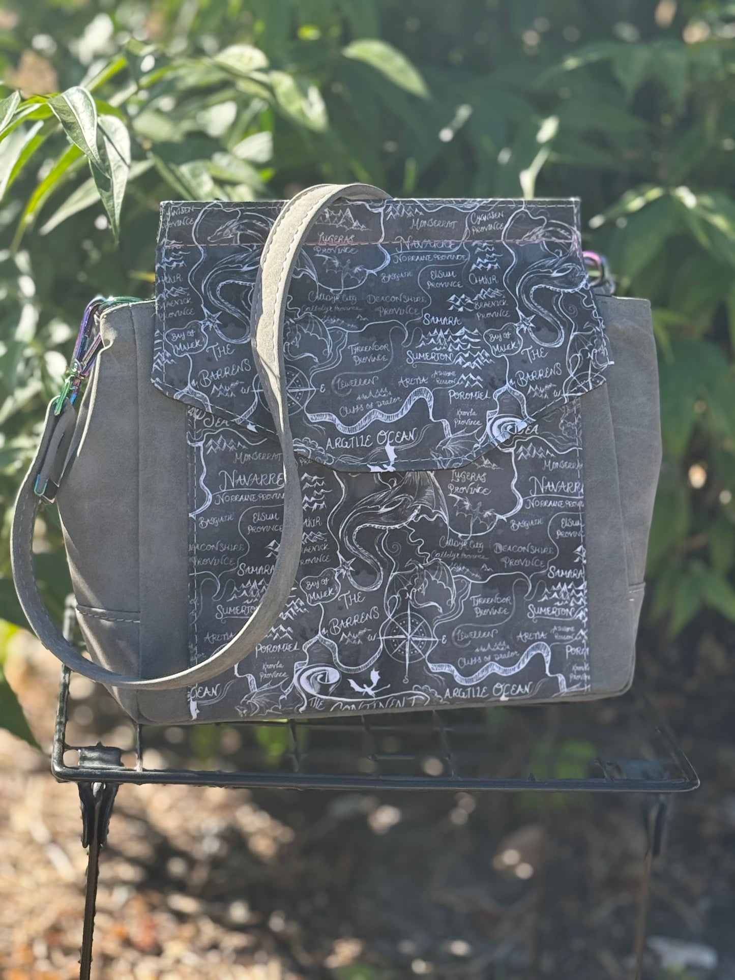 Map Brontide Crossbody